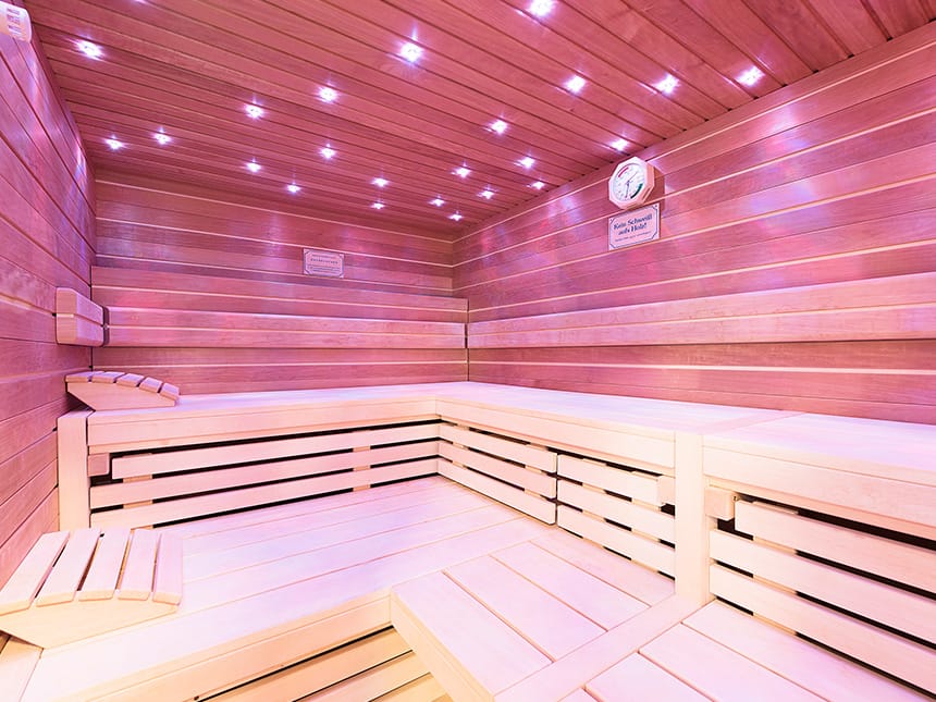 Sauna mit Farblicht