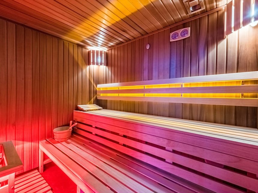 Finnische Sauna in der Wellnessoase